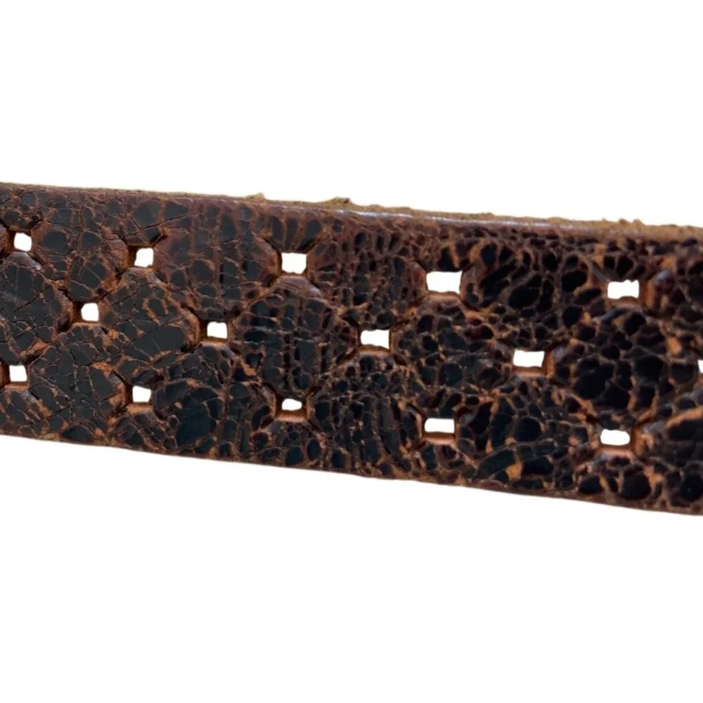 RARE VINTAGE belt w Griffon Silver Colored Buckle | Circa 1980s | SZ: 38